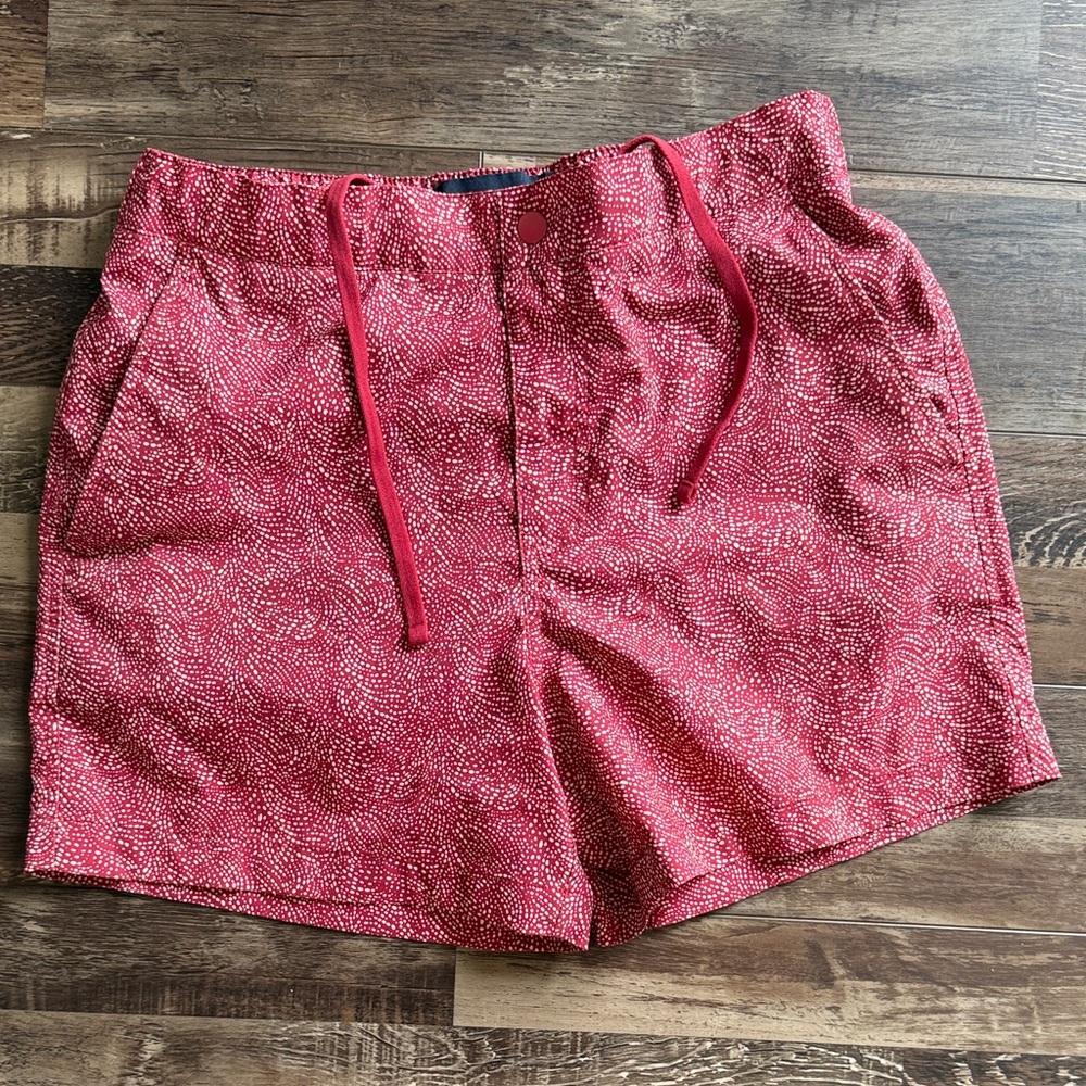 Abercrombie & Fitch Men's Red Dot-Print Swim Board‎ Shorts